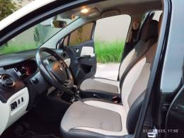 RENAULT - CAPTUR - 2018/2019 - Preta - R$ 77.500,00
