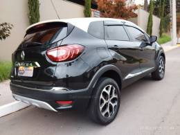 RENAULT - CAPTUR - 2018/2019 - Preta - R$ 77.500,00