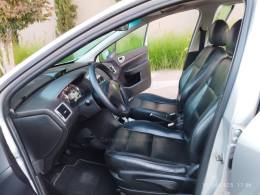 PEUGEOT - 307 - 2009/2010 - Prata - R$ 27.000,00
