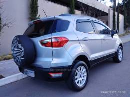 FORD - ECOSPORT - 2017/2018 - Prata - R$ 70.000,00