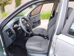 FIAT - PALIO - 2012/2013 - Prata - R$ 41.000,00