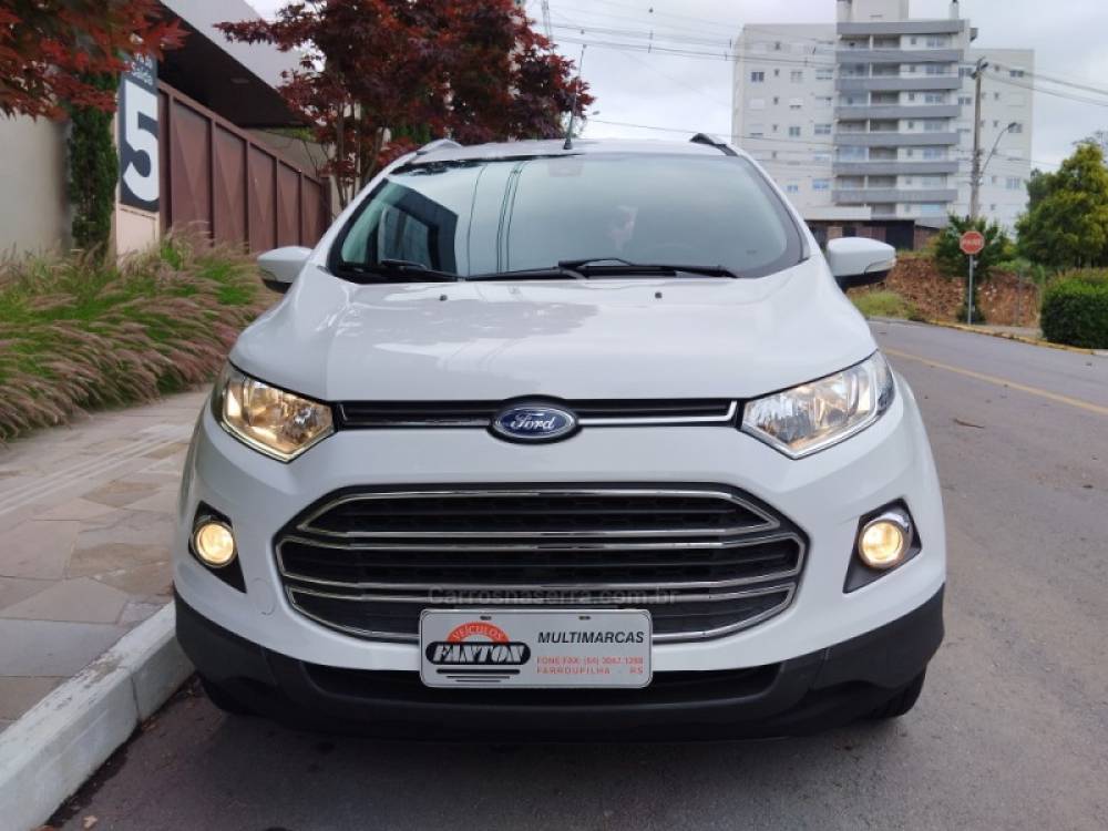 FORD - ECOSPORT - 2016/2017 - Branca - R$ 66.000,00