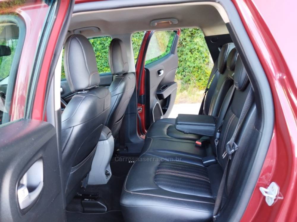 FIAT - TORO - 2016/2017 - Vermelha - R$ 94.500,00